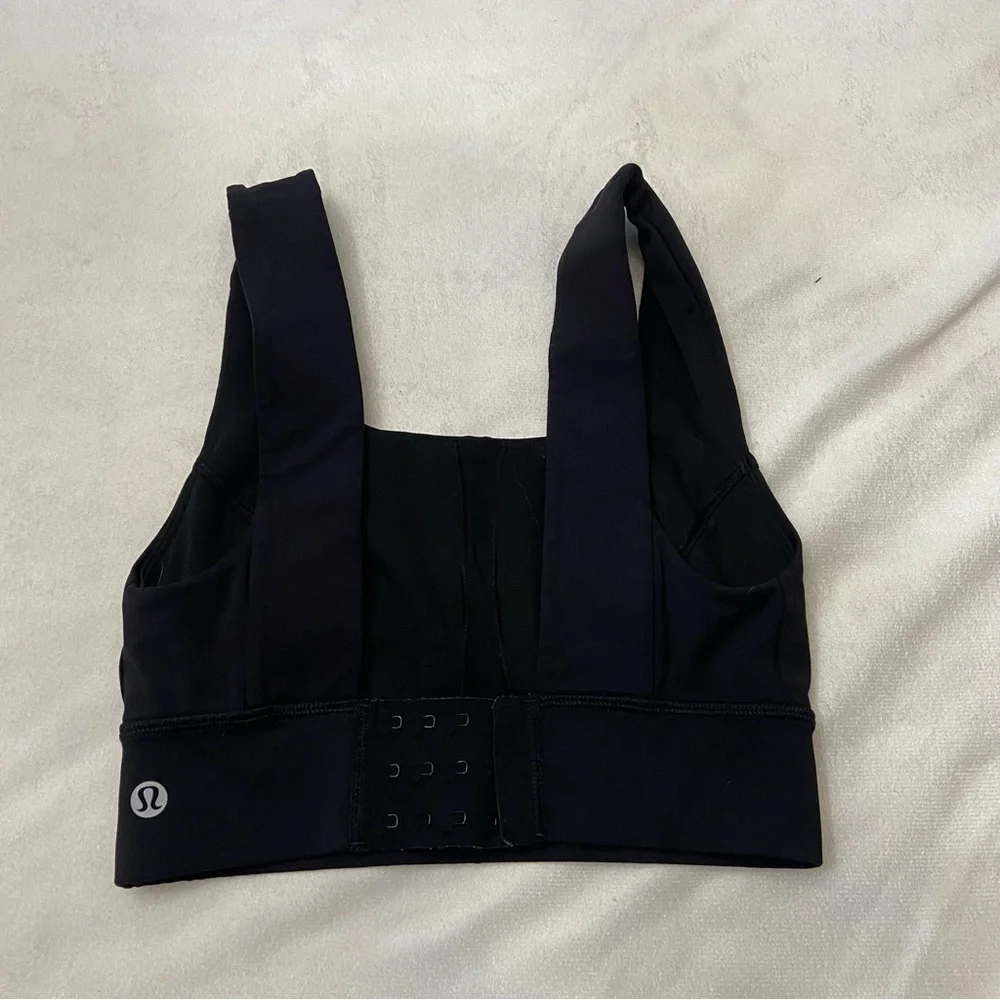 lululemon athletica sleek supportive